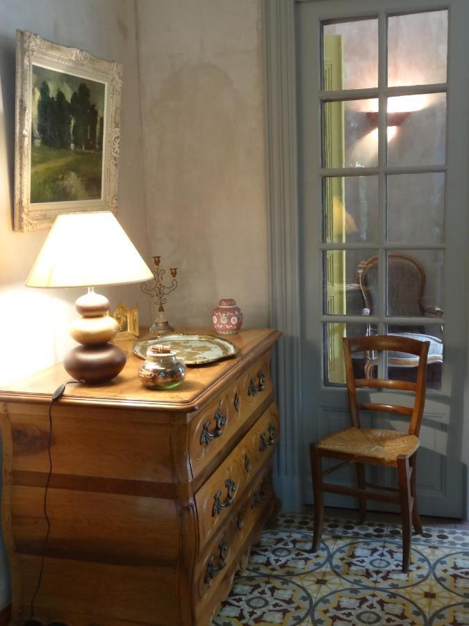 Les Remparts Bed and Breakfast Capestang Buitenkant foto