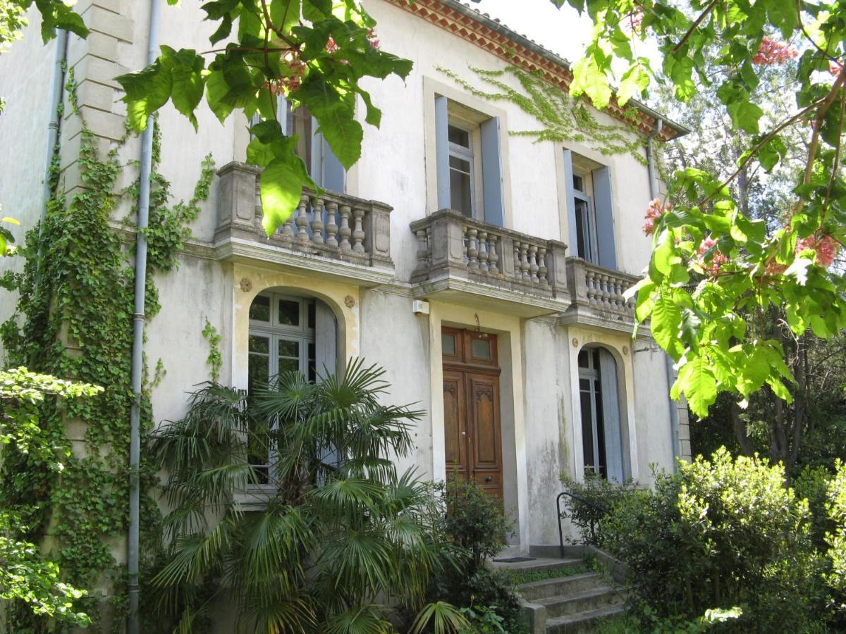 Les Remparts Bed and Breakfast Capestang Buitenkant foto