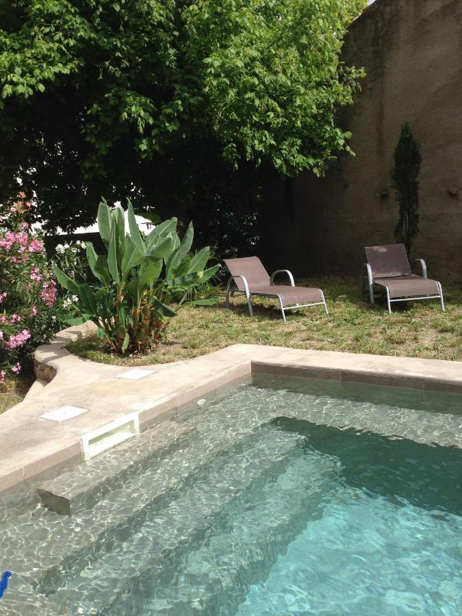 Les Remparts Bed and Breakfast Capestang Buitenkant foto