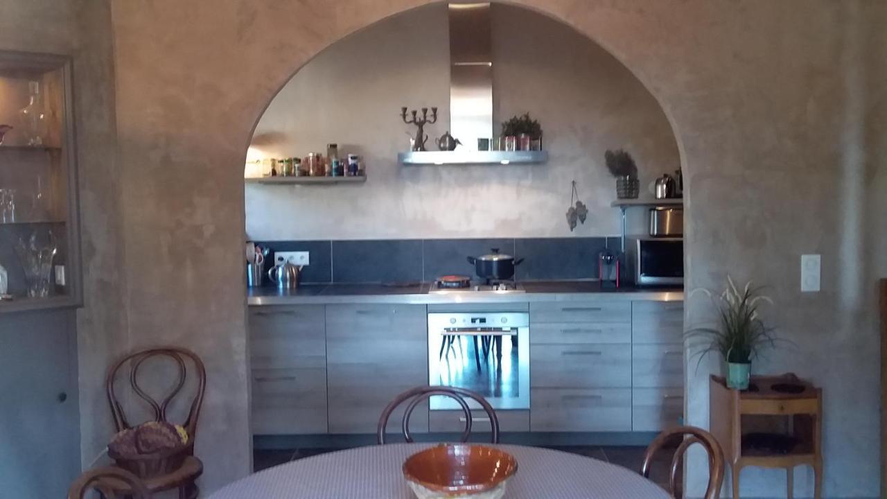 Les Remparts Bed and Breakfast Capestang Buitenkant foto