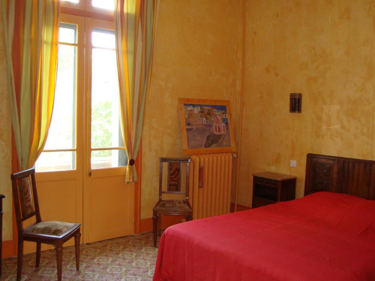 Les Remparts Bed and Breakfast Capestang Buitenkant foto